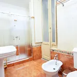 Casa Degli Artisti, A Spacious In The Center דירה *