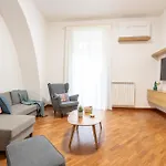Casa Degli Artisti, A Spacious In The Center