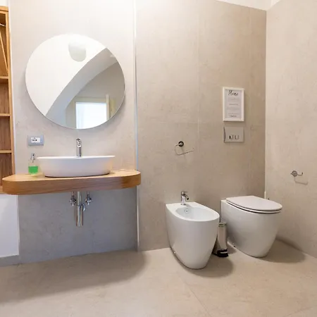 Casa Degli Artisti, A Spacious In The Center Appartamento Catania