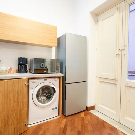 Appartamento Casa Degli Artisti, A Spacious In The Center